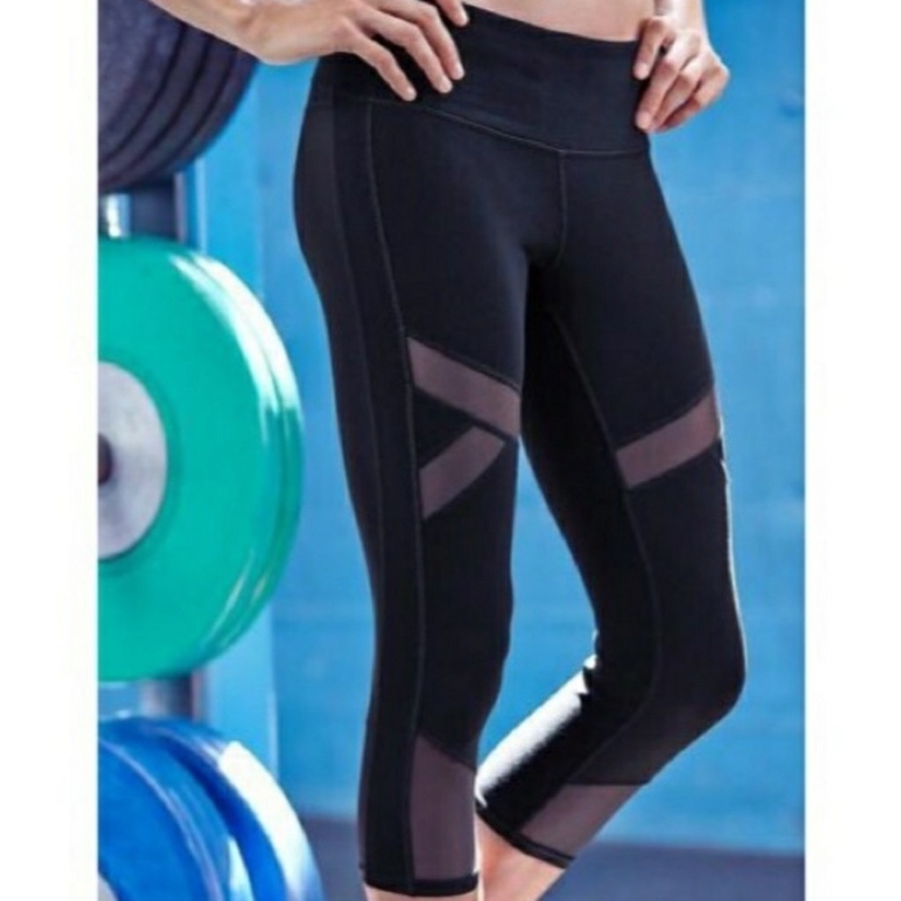 Athleta Crux capri leggings
